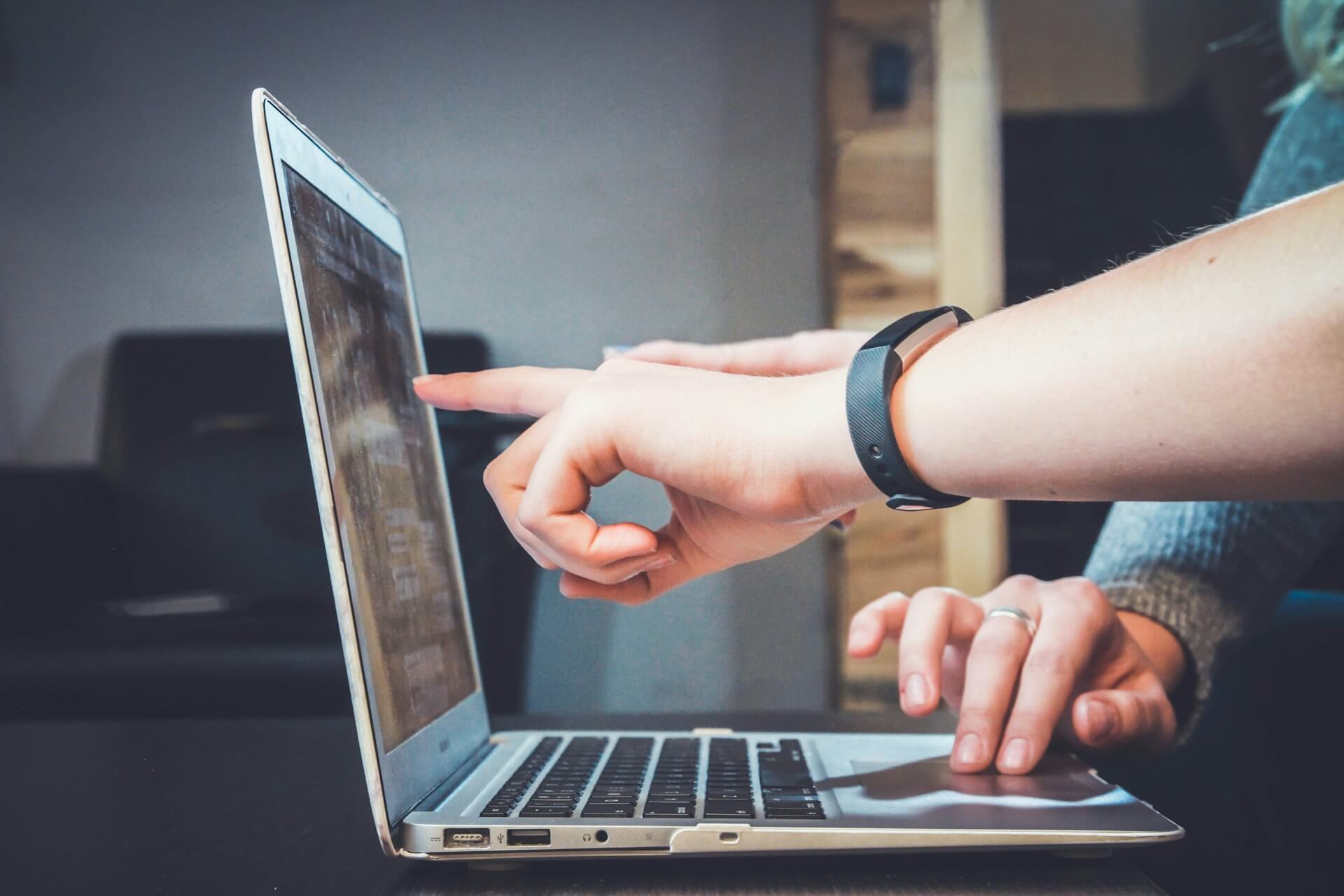 Recruit & Consult Connecting the best real estate and property professionals